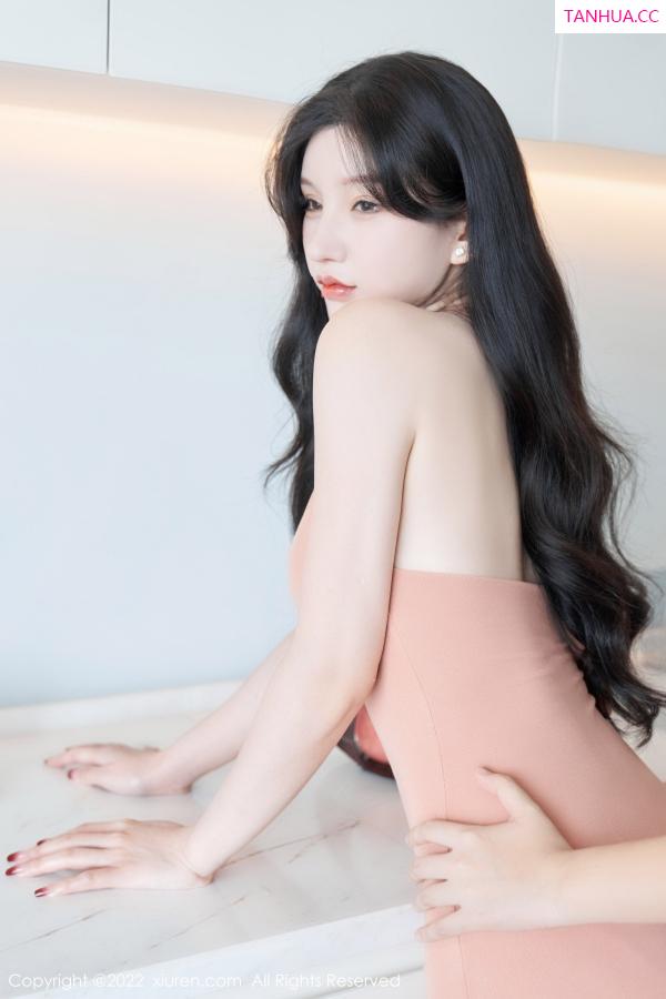 周于希dummy  [XiuRen]高清写真图 2022.11.18 No.5881 周于希Sally 成都心愿旅拍第18张图片